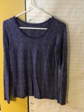 Tags Removed- women's top, blue & WHITE